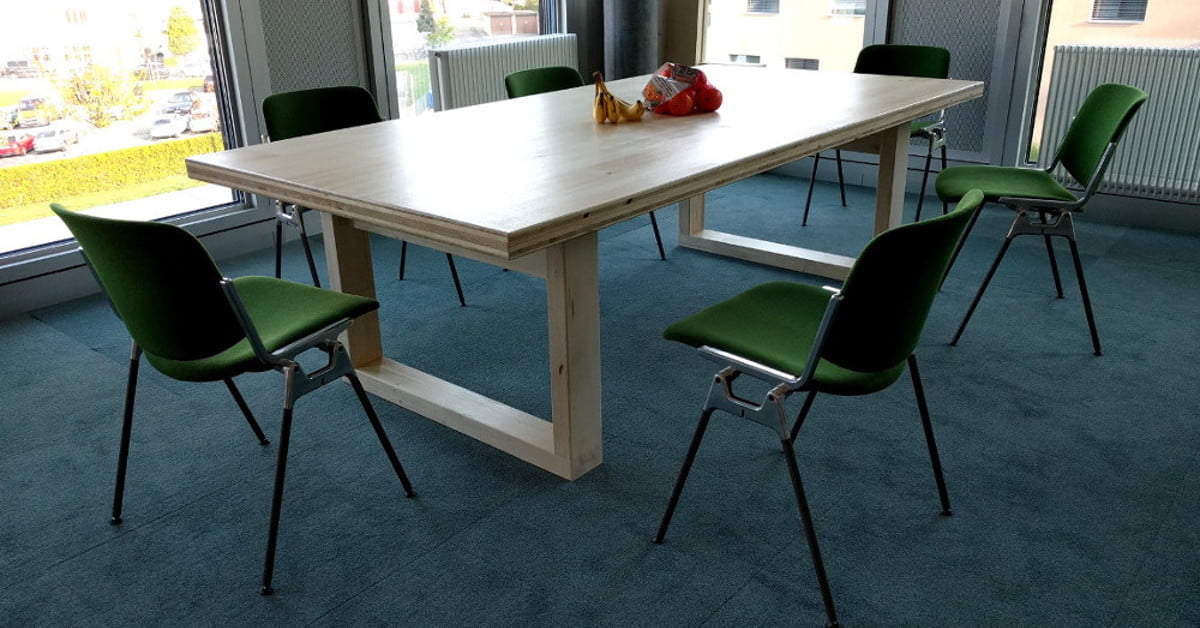 Exoscale BYOD: Build Your Own Desks